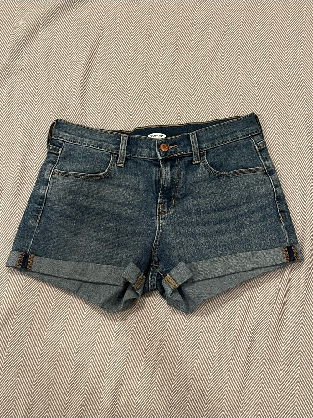 Old Navy Women's Dark Blue Denim Roll-Cuff Shorts - Size 2